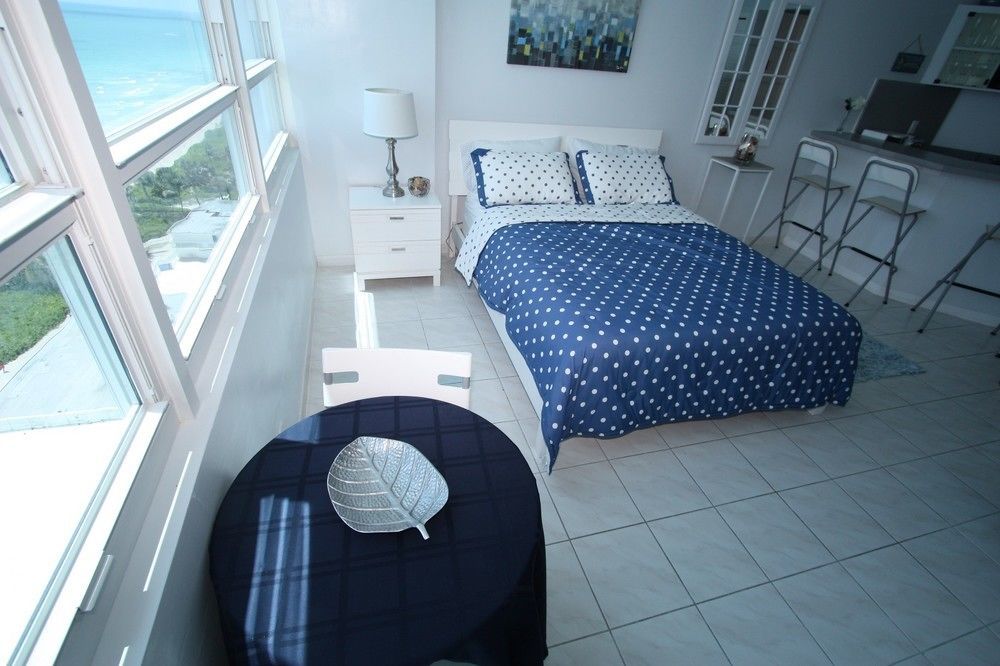 Castle Beach Suites By Miarentals Miami Beach Bagian luar foto